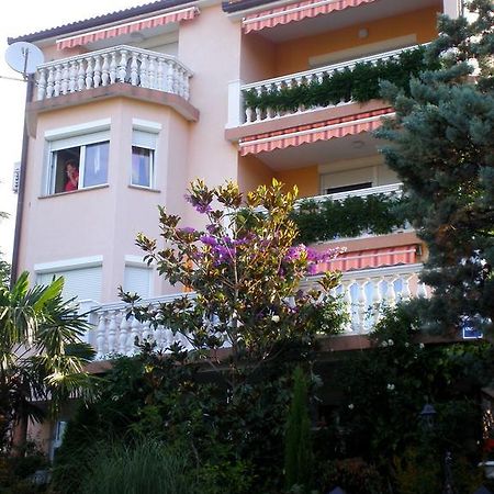 Apartments Boras Selce Exterior photo
